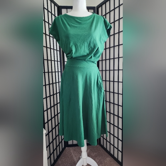 sisters Dresses & Skirts - Green Sisters Midi 100% Cotton Dress